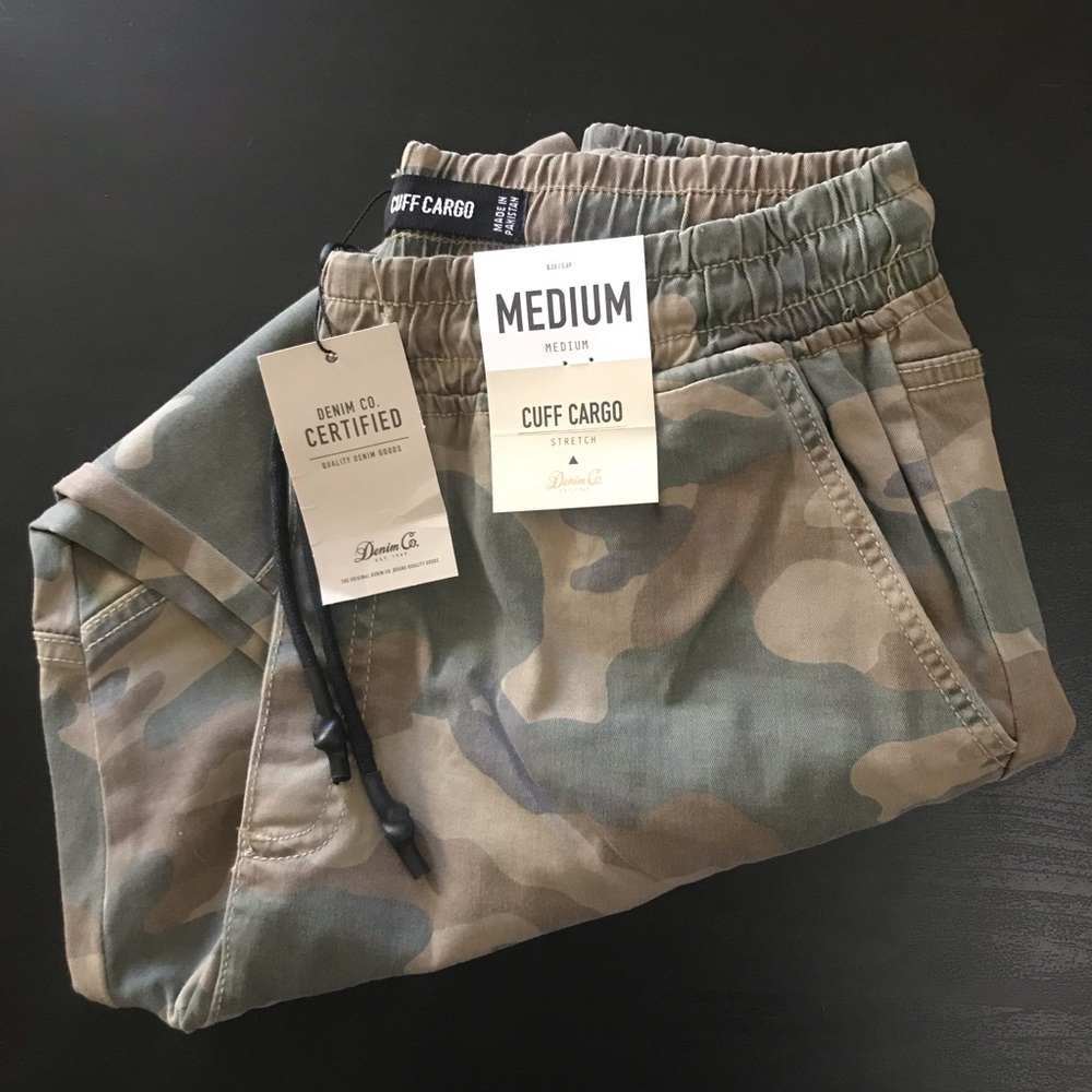 Denim Co. | Men’s Cuff Cargo Stretch Camp Pants